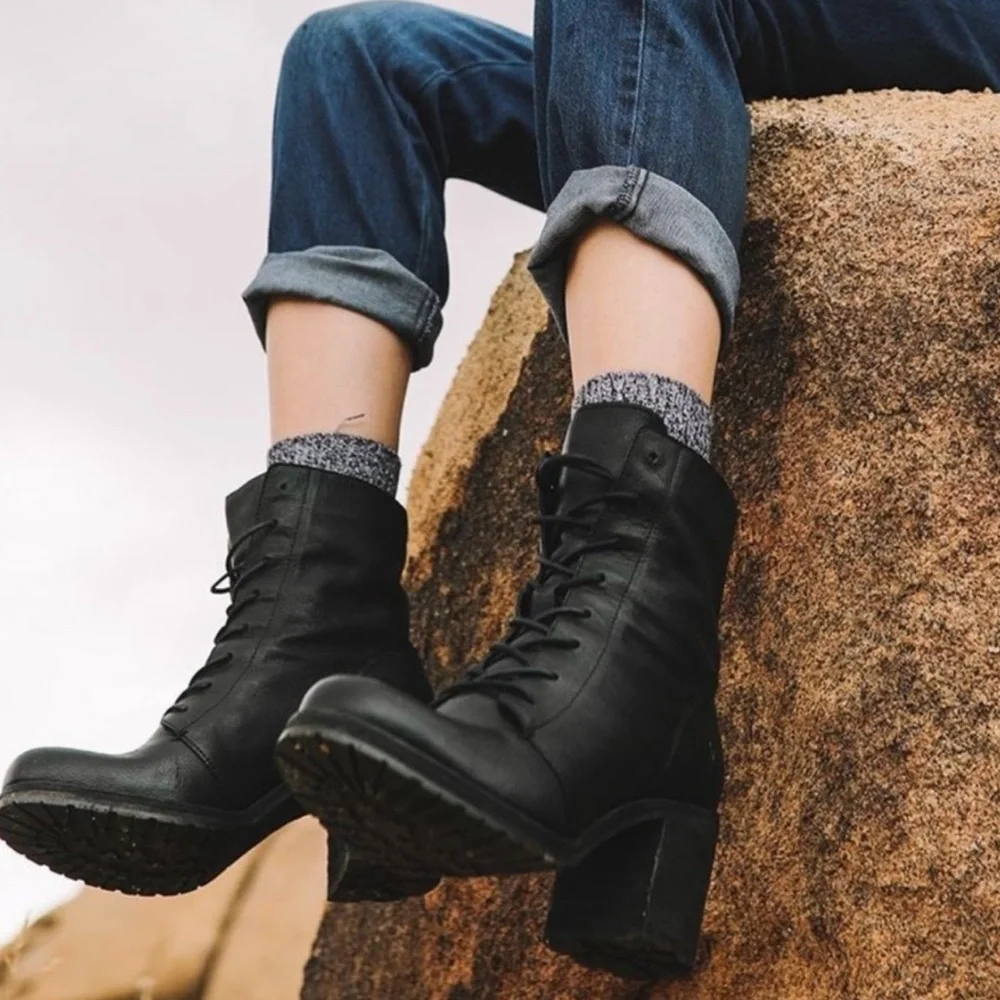 Frye Black Lace Up Leather Boots - Picture 2 of 9